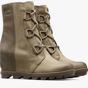 Sorel Joan of Arctic Wedge II boots!